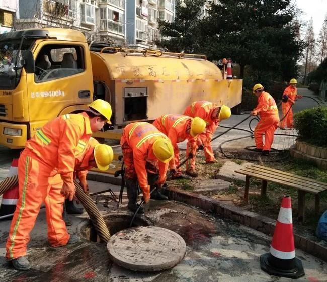 龙城市政管道清淤